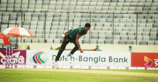 গতির ঝড়ে ফাইফার; নতুন রেকর্ডে নাহিদের নাম